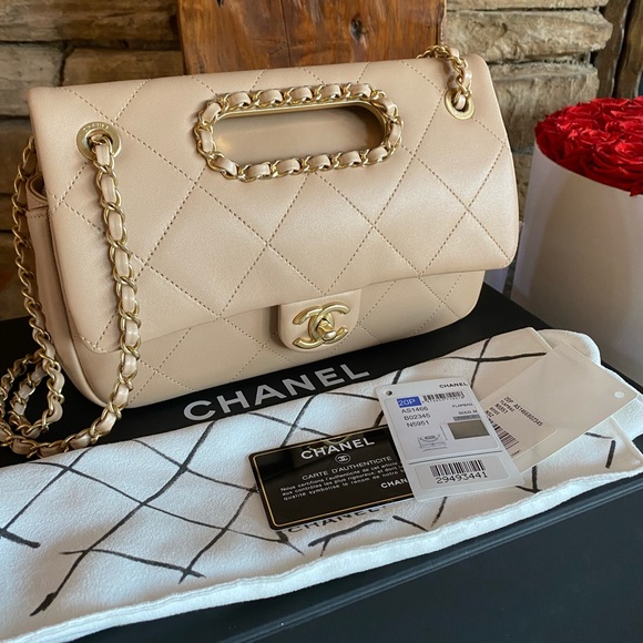 🦄 RARE Auth. Chanel 20P Med. center cutout flap - Picture 4 of 17